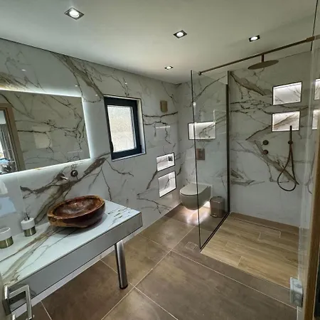 Elements Of Diros Penzion 3*