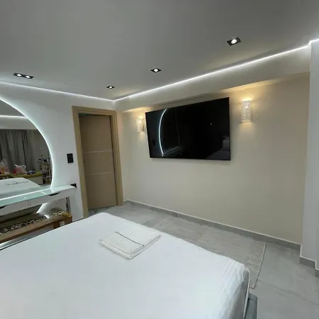 Elements Of Diros Guest house