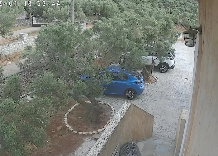 Elements Of Diros Vendégház Pírgos Dhiroú