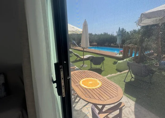 Elements Of Diros Casa de hóspedes Pírgos Dhiroú